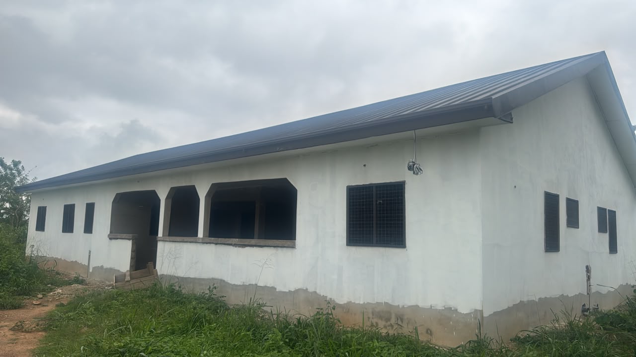 NURSE QUARTERS AT MMOFRA MENTUKWA